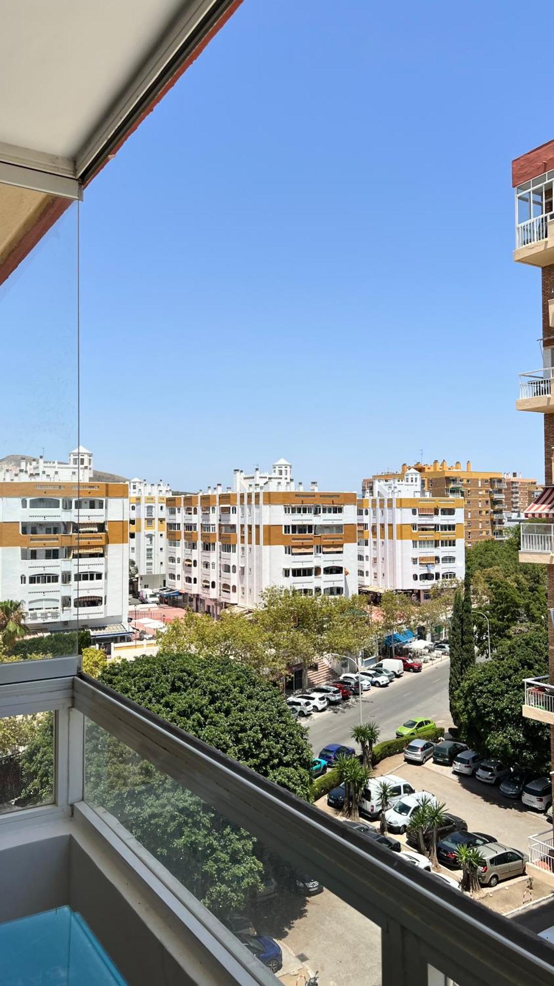 Vista A La Playa, Cerca Del Centro Con Piscina Apartman Benalmádena Kültér fotó